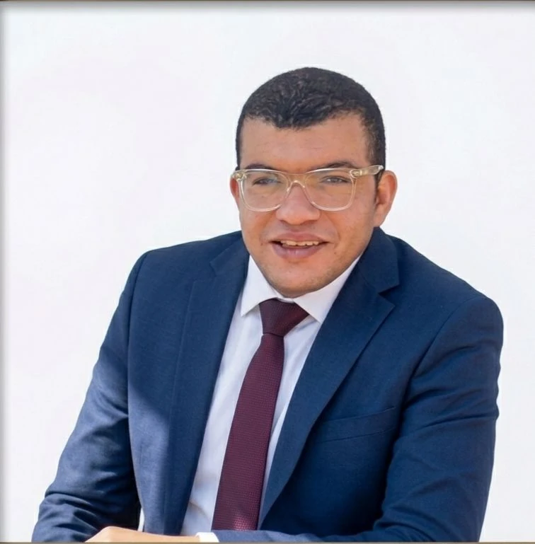 سفيان حر الزكية